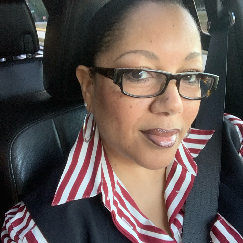 Meet your Posher, Nichelle